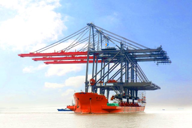 I . 上海振華重工股份