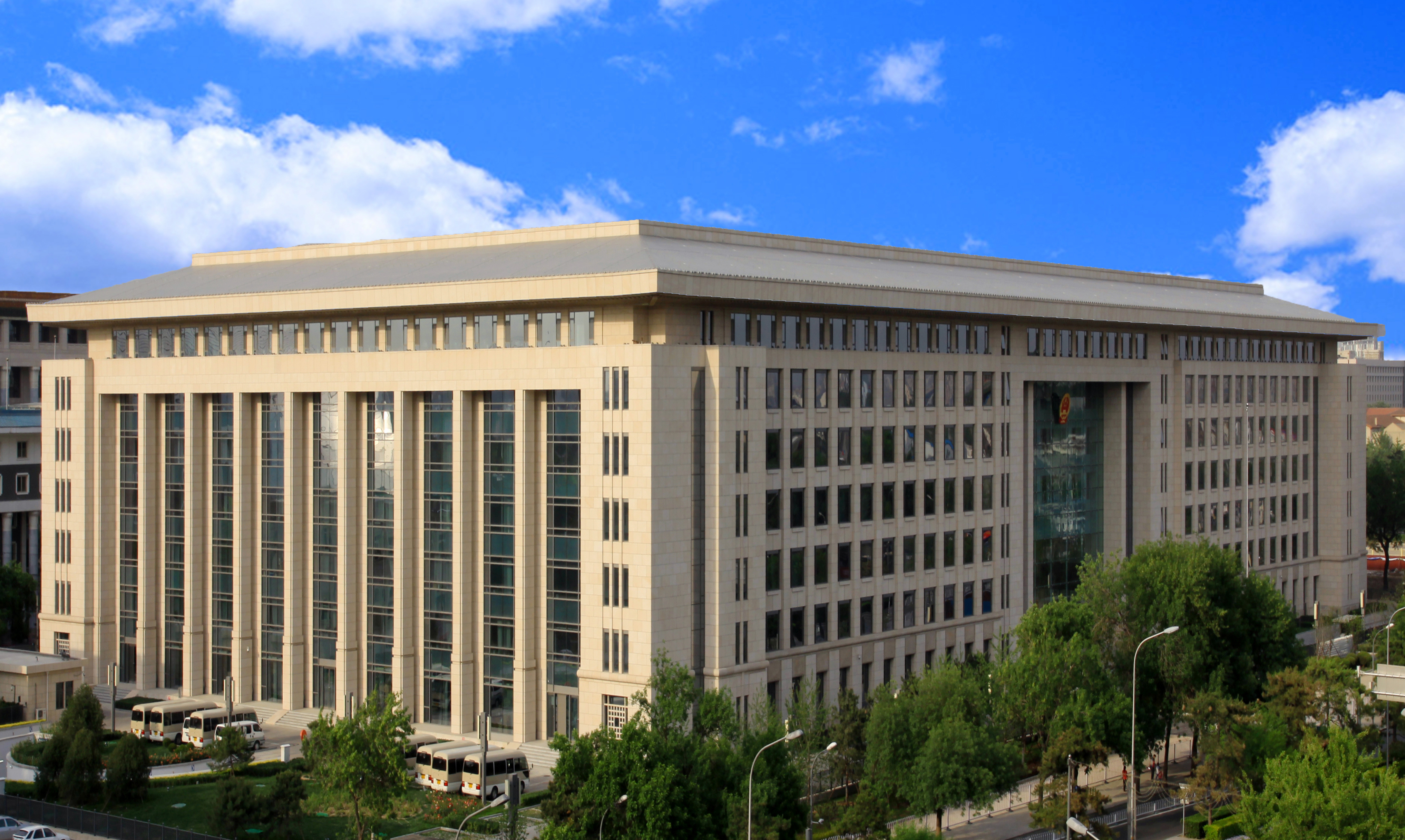 B . 全國人大辦公樓 B . 全國人大辦公樓