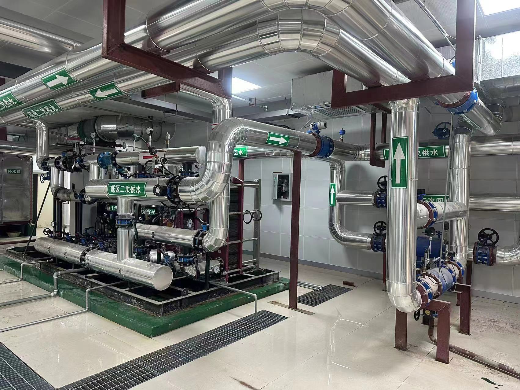 C . 陜西延安楊家灣棚戶區(qū) C . 陜西延安楊家灣棚戶區(qū)